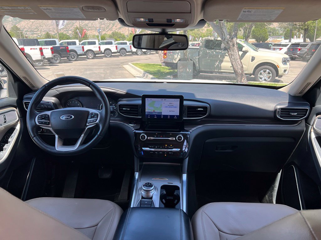 Used 2023 Ford Explorer Limited AWD/4WD image 22