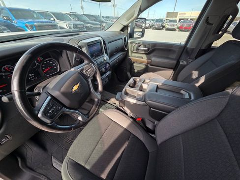 Used 2022 Chevrolet Silverado 3500 LT w/ Convenience Package AWD/4WD image 9
