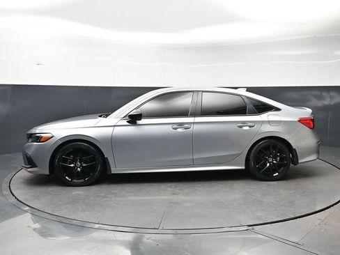 Used 2024 Honda Civic Sport image 8
