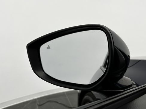 Used 2023 MAZDA MAZDA3 s image 13