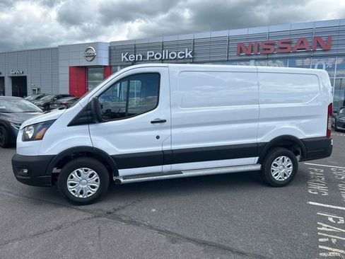 Used 2025 Ford Transit 250 Low Roof w/ Exterior Upgrade Package RWD image 2