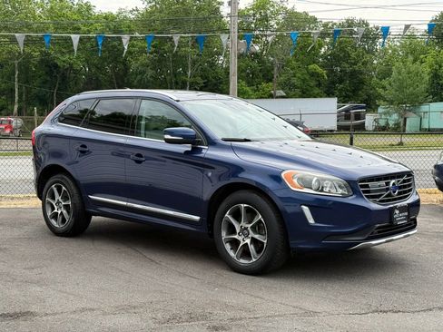 Used 2015 Volvo XC60 T6 Platinum AWD/4WD image 17