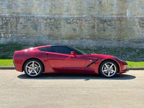 Used 2014 Chevrolet Corvette 2014 Chevrolet Corvette Stingr w/ Battery Protection Package image 8