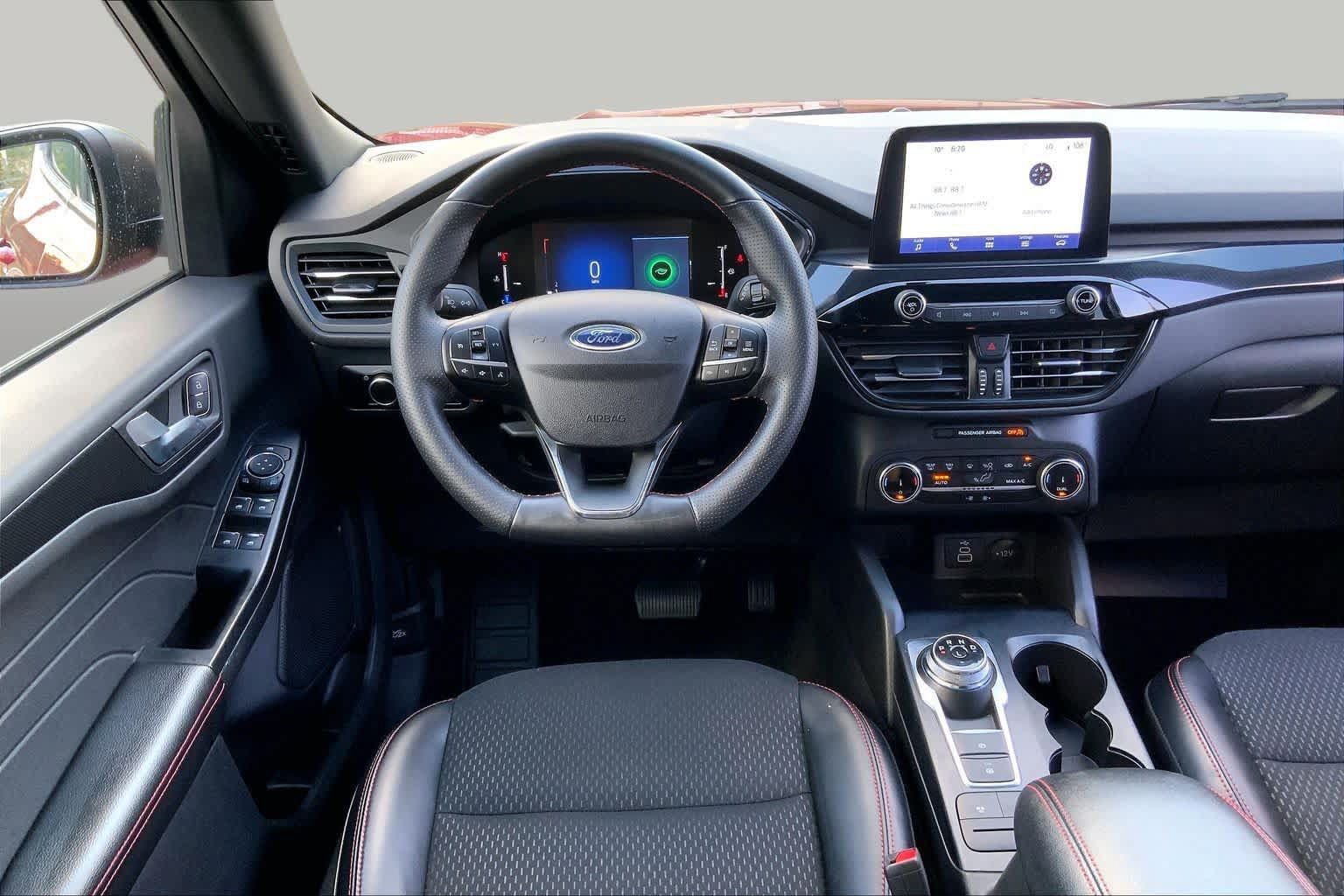 Used 2025 Ford Escape ST-Line FWD image 6