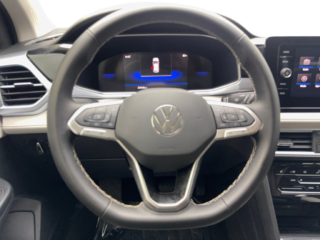 Used 2025 Volkswagen Taos SE FWD image 58