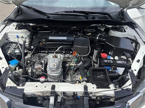 Used 2014 Honda Accord Sport image 13