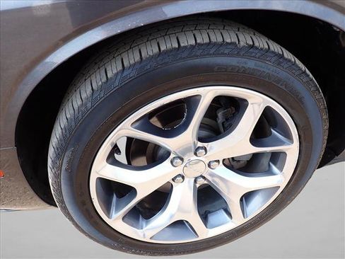 Used 2016 Dodge Challenger R/T Plus RWD image 7