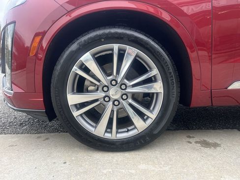 Used 2020 Cadillac XT6 Premium Luxury image 13