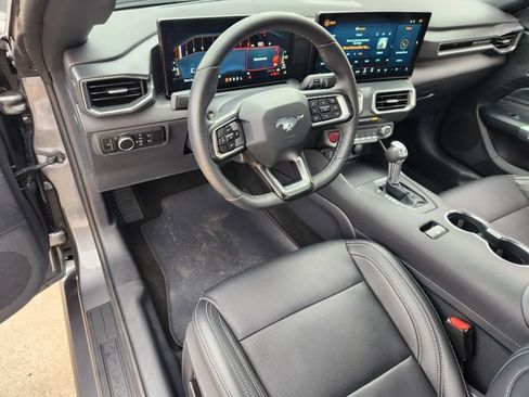 Used 2026 Ford Mustang Premium RWD image 27