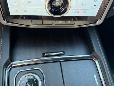 Certified 2022 Ford Expedition Platinum image 49