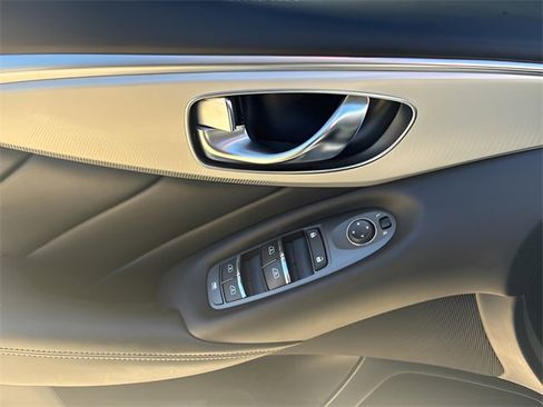 Used 2020 INFINITI Q50 Luxe w/ Essential Package (3.0T Luxe) image 21