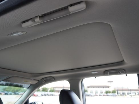 Used 2024 Honda Pilot Elite image 35