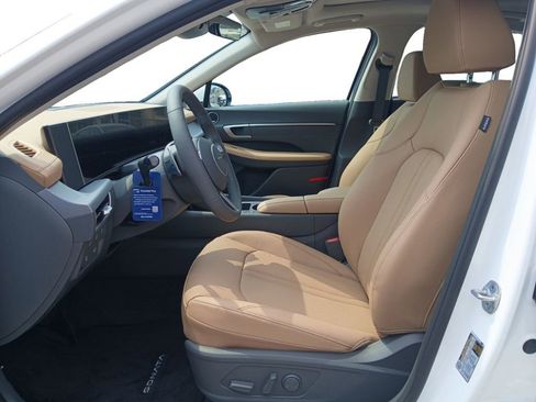 New 2026 Hyundai Sonata Limited FWD image 9