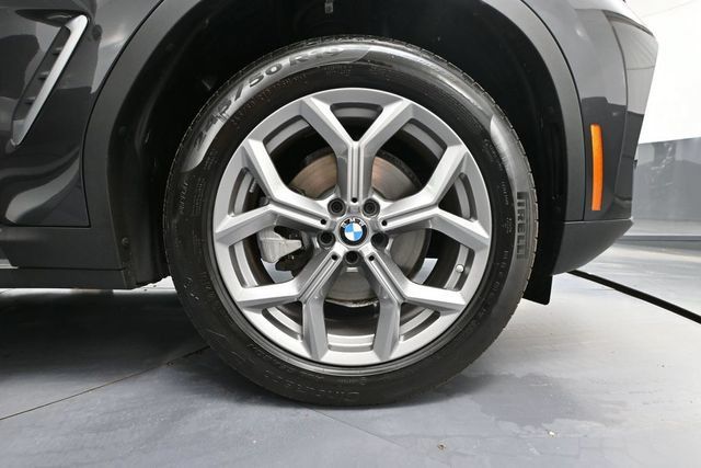 Used 2023 BMW X3 xDrive30i AWD/4WD image 12