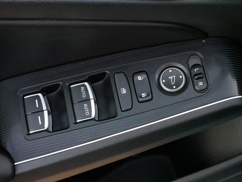 Used 2022 Honda Civic Sport Touring image 19