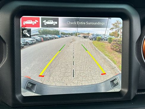 Used 2021 Jeep Gladiator Mojave image 17