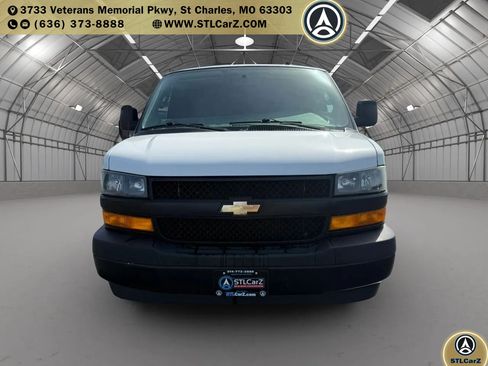Used 2021 Chevrolet Express 2500 RWD image 8