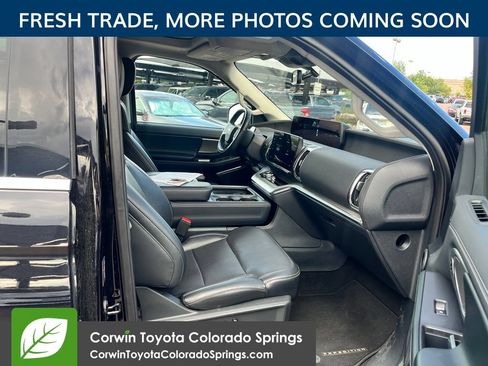 Used 2025 Ford Expedition Max Platinum AWD/4WD image 14