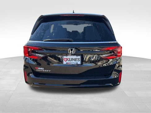 New 2026 Honda Odyssey EX-L image 8