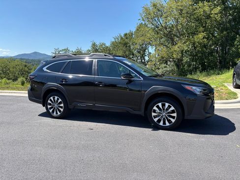 Certified 2025 Subaru Outback Limited w/ Popular Package #2 AWD/4WD image 7