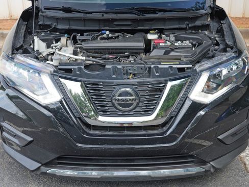 Used 2020 Nissan Rogue SV FWD image 7