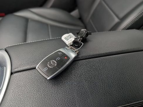 Used 2019 Mercedes-Benz C 300 Sedan image 29