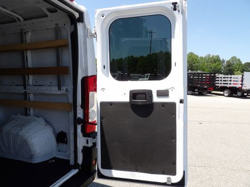 Used 2023 RAM ProMaster 2500 image 38