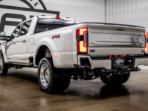 Used 2026 Ford F450 Platinum w/ Platinum Plus Package AWD/4WD image 35