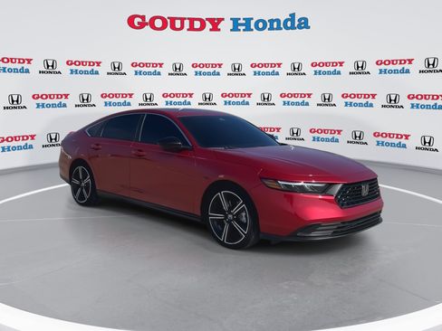 Certified 2025 Honda Accord Sport image 2