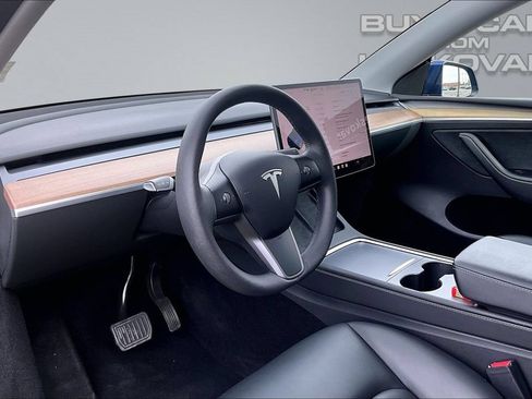 Used 2023 Tesla Model Y Long Range AWD/4WD image 14