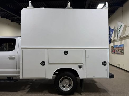 Used 2020 Ford F350 4x4 Crew Cab DRW Super Duty image 10