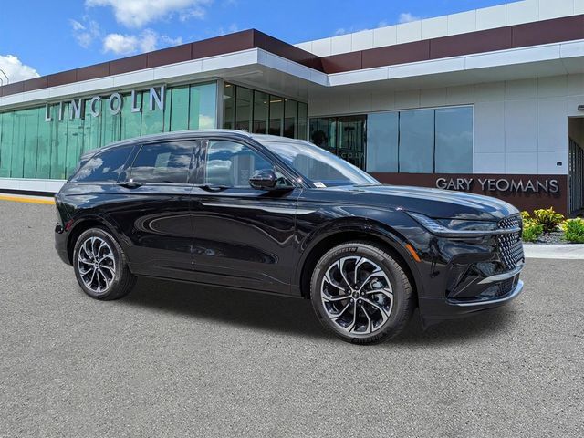 New 2026 Lincoln Nautilus Reserve AWD/4WD image 2