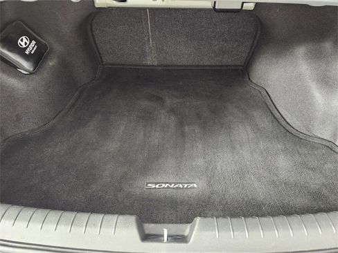 Used 2016 Hyundai Sonata Limited image 14