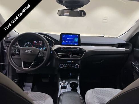 Certified 2022 Ford Escape SE w/ SE Sport Appearance Package image 18