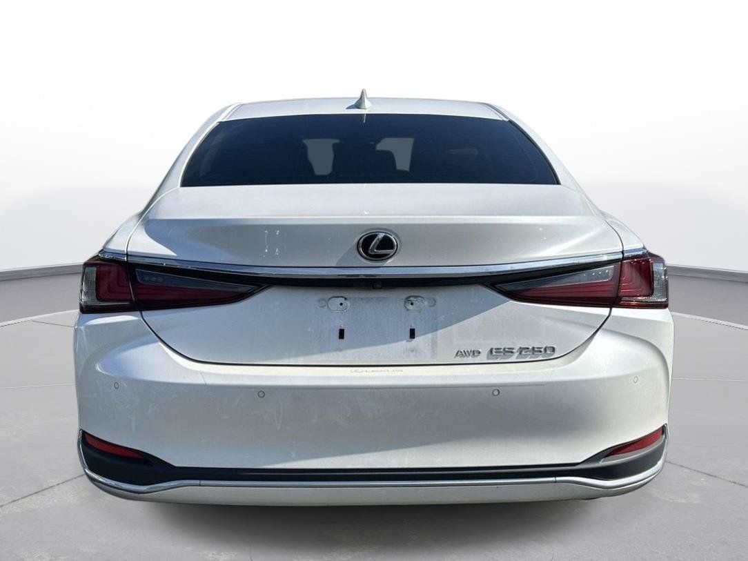 Used 2022 Lexus ES 250 w/ Premium Package AWD/4WD image 7