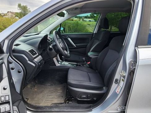 Used 2018 Subaru Forester 2.5i Premium w/ All-Weather Package AWD/4WD image 3