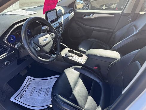 Used 2020 Ford Escape SE Sport image 11