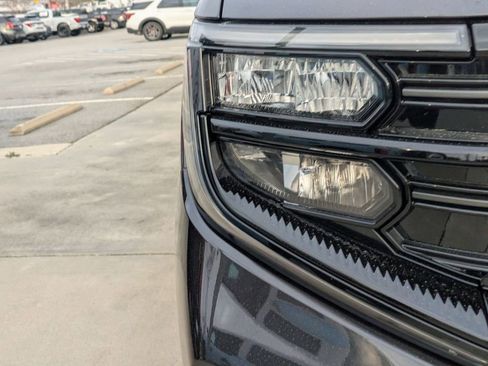 New 2026 Ford Expedition Max Platinum image 9