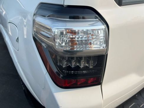 Used 2014 Toyota 4Runner SR5 Premium AWD/4WD image 29