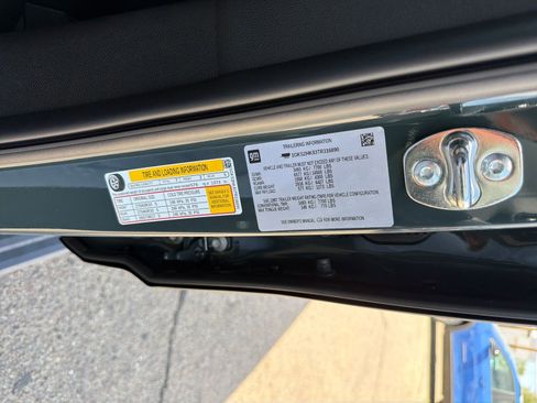 New 2026 GMC Yukon XL AT4 image 34