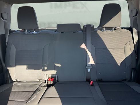 Used 2023 Chevrolet Silverado 1500 LT image 11