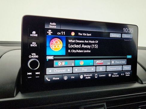 Used 2023 Honda Pilot TrailSport image 19