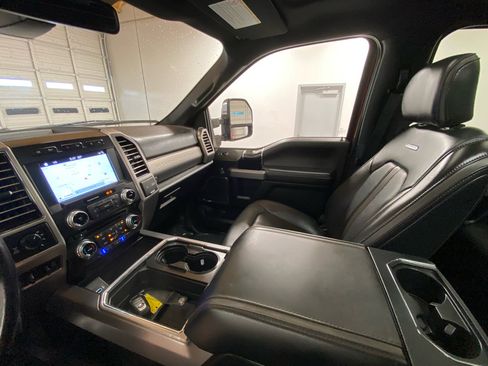 Used 2018 Ford F250 Platinum w/ Platinum Ultimate Package image 23