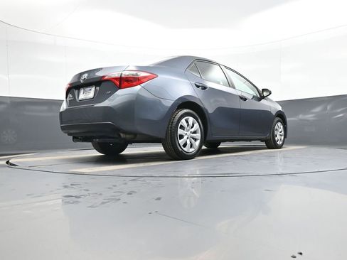 Used 2016 Toyota Corolla LE image 29