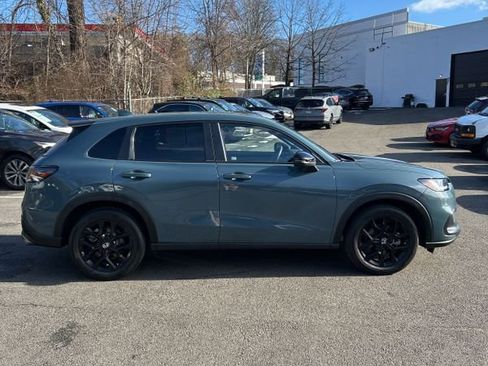 Used 2023 Honda HR-V Sport image 12