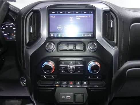 Used 2019 GMC Sierra 1500 Elevation w/ Elevation Value Package image 31