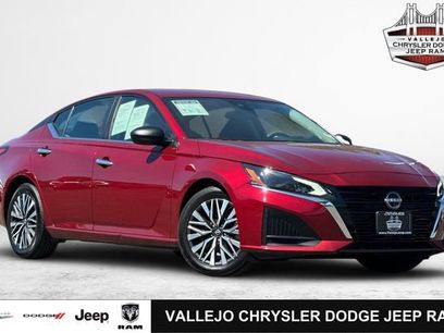 Used 2024 Nissan Altima 2.5 SV
