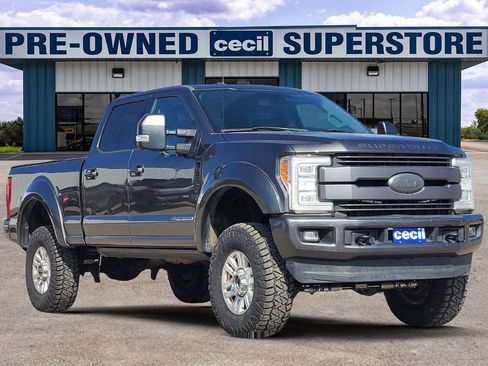 Used 2017 Ford F250 Lariat w/ Lariat Ultimate Package AWD/4WD image 1