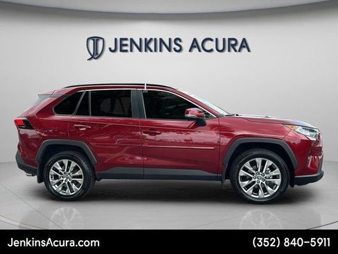 Used 2021 Toyota RAV4 XLE Premium FWD image 2