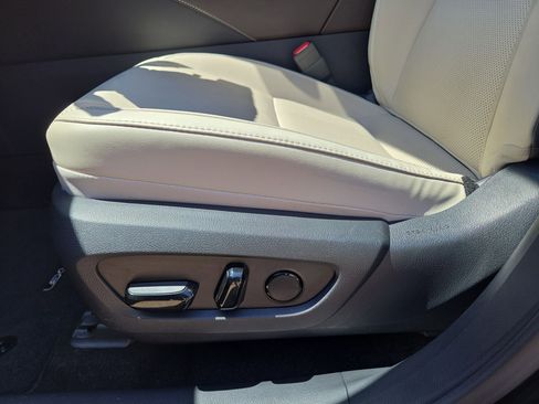 Used 2024 Lexus RX 350 Premium w/ Accessory Package (Z1) FWD image 17
